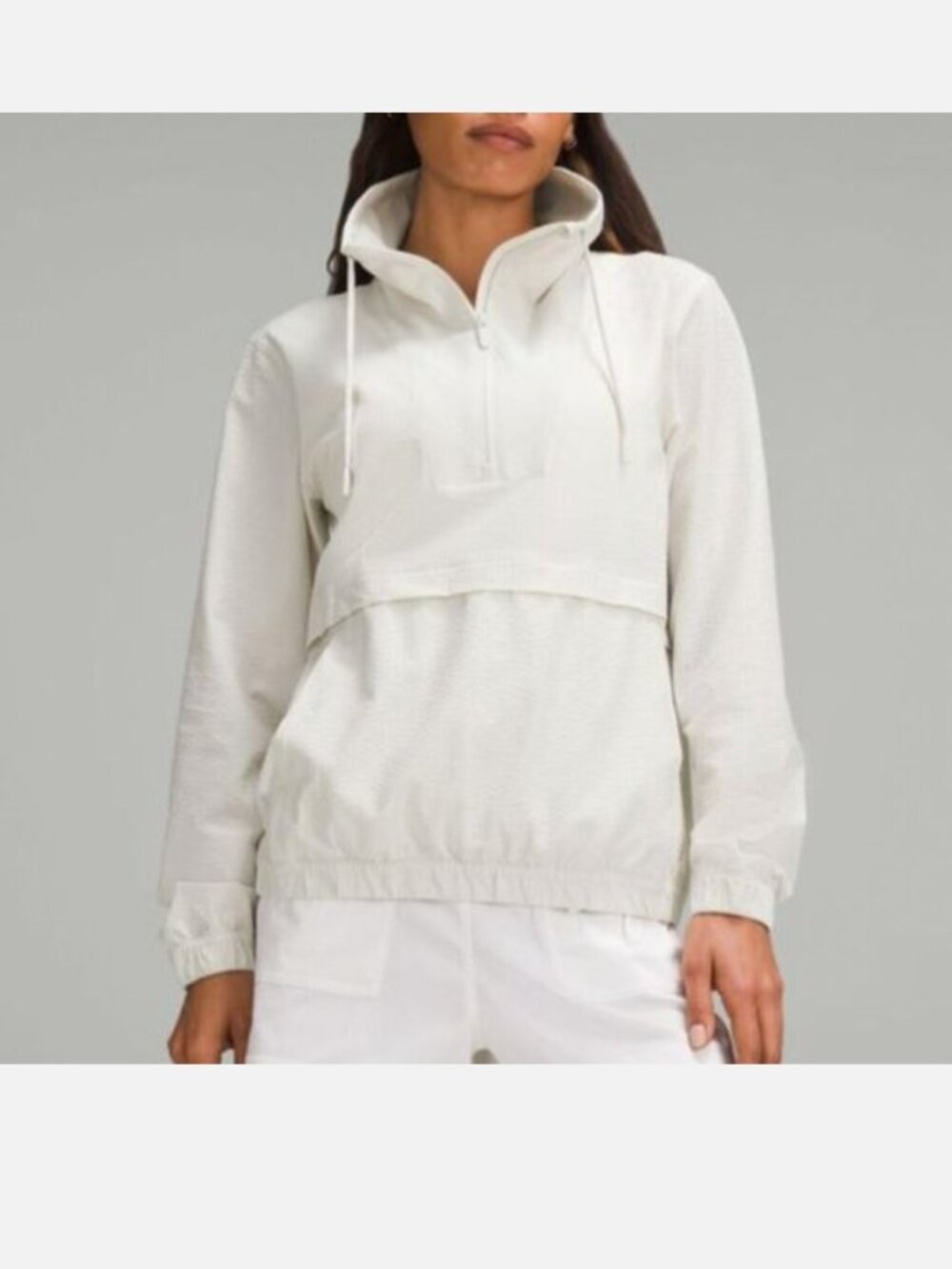 Lululemon women's pack light pullover jacket in size 14